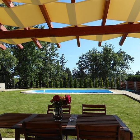 Villa Poulades Guviá Kültér fotó