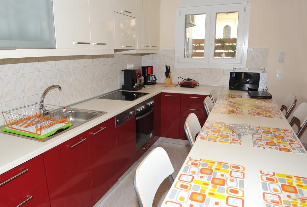 Villa Poulades Guviá Szoba fotó