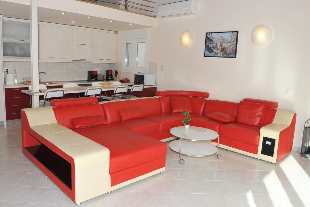 Villa Poulades Guviá Szoba fotó