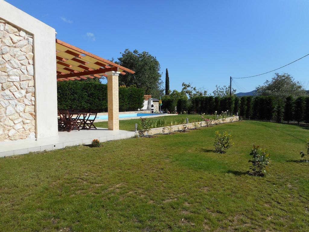 Villa Poulades Guviá Kültér fotó