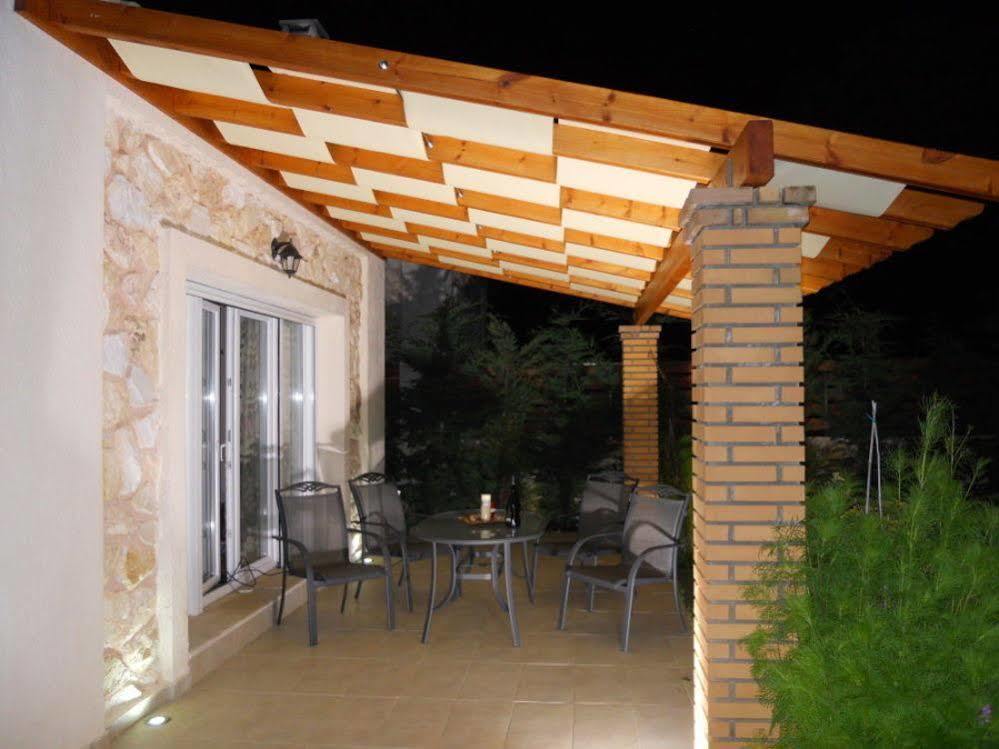 Villa Poulades Guviá Kültér fotó