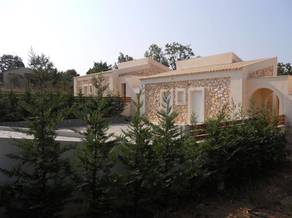 Villa Poulades Guviá Kültér fotó